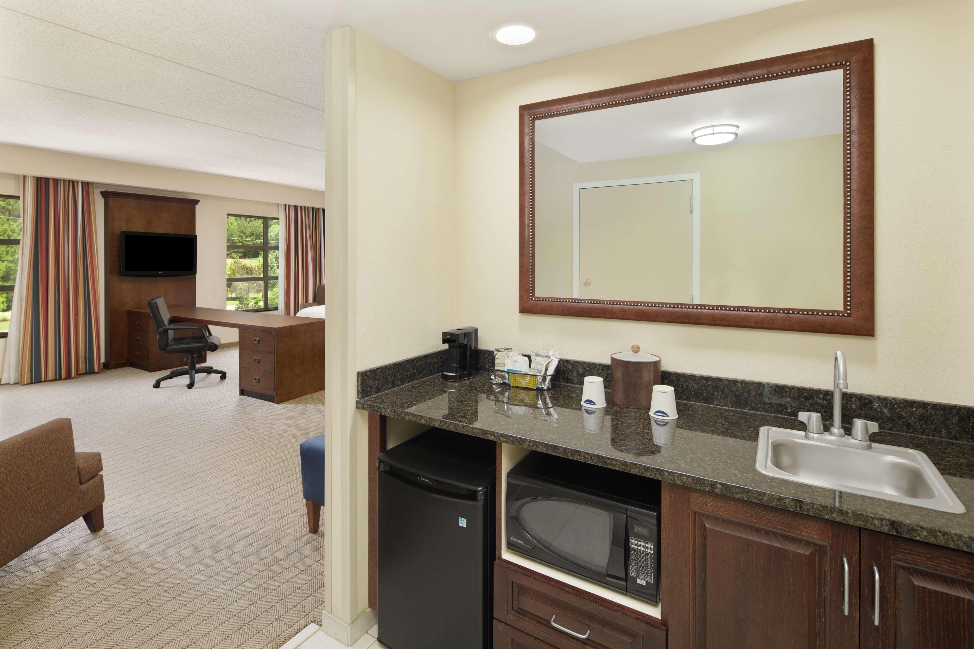 Hampton Inn Columbus/South-Fort Benning Exterior photo