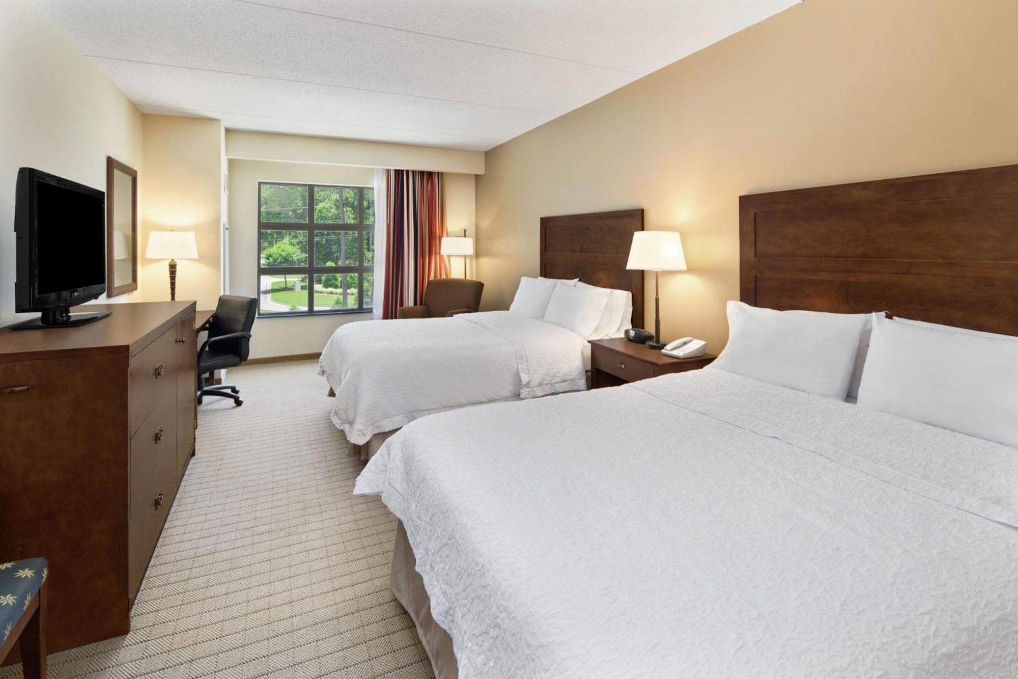 Hampton Inn Columbus/South-Fort Benning Exterior photo