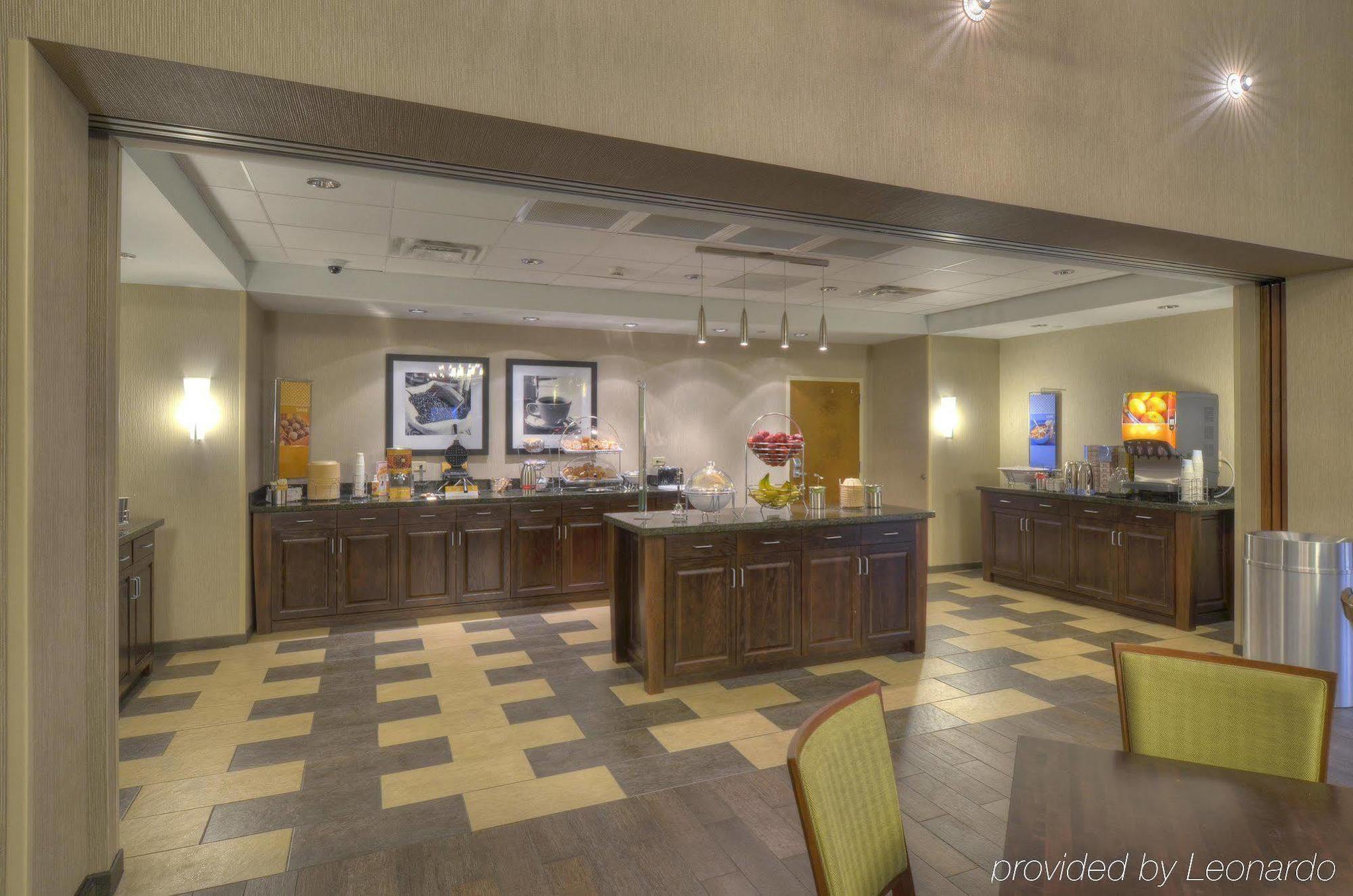 Hampton Inn Columbus/South-Fort Benning Exterior photo